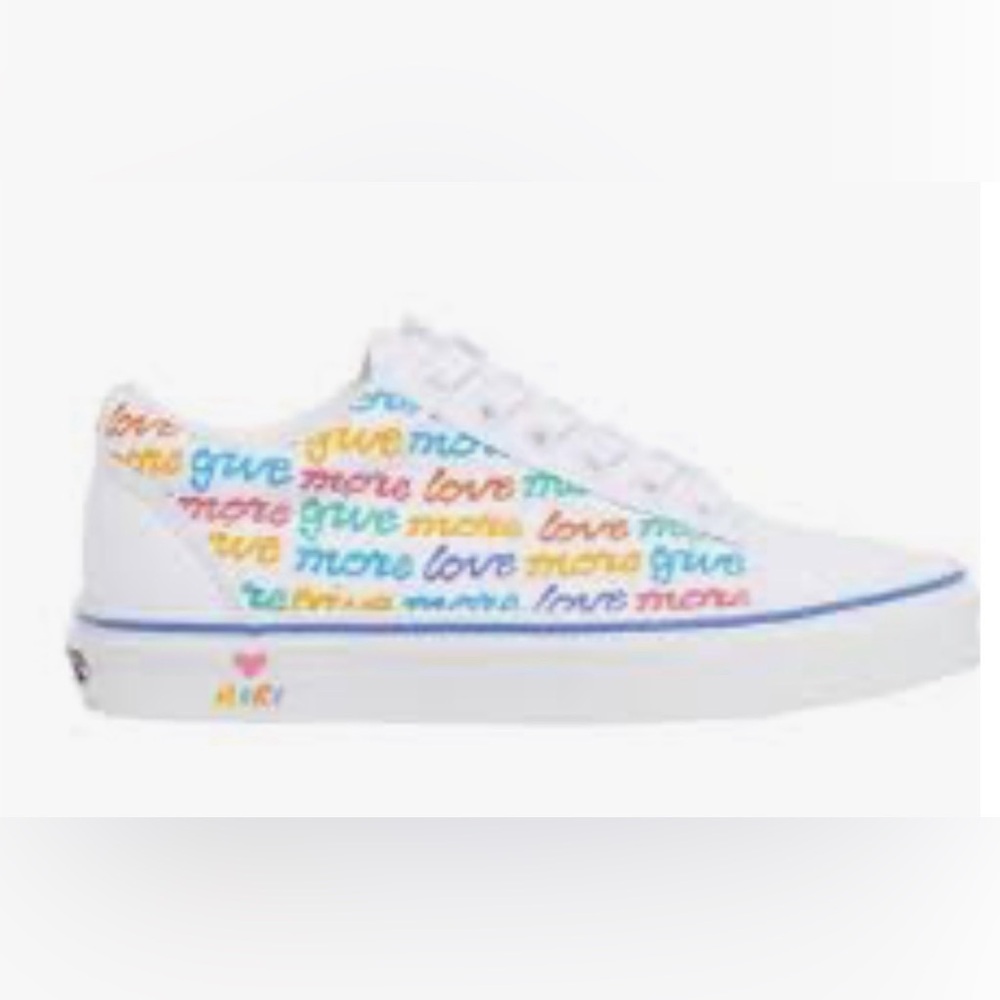 •VANS•OLD SKOOL LOW TOPE LACE UP “GIVE MORE LOVE MORE” SNEAKERS SIZE 8 LIKE NEW